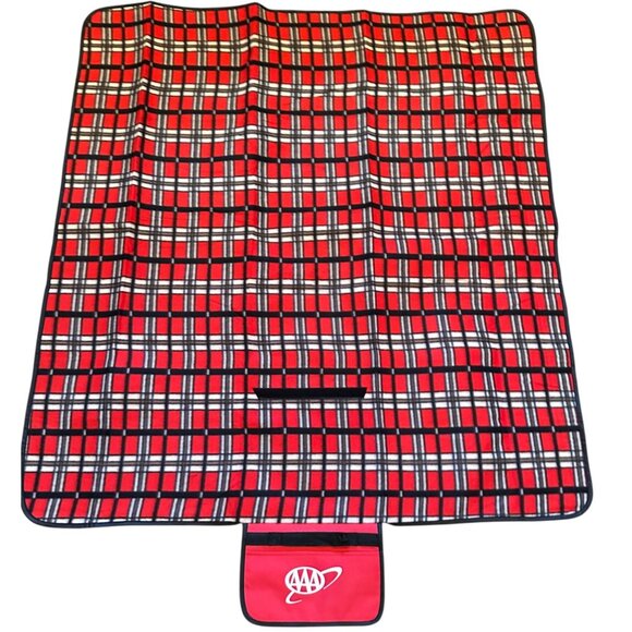 AAA Red Plaid Picnic Blanket Waterproof Backing Carry Handle Vintage NOS Promo - Picture 8 of 16